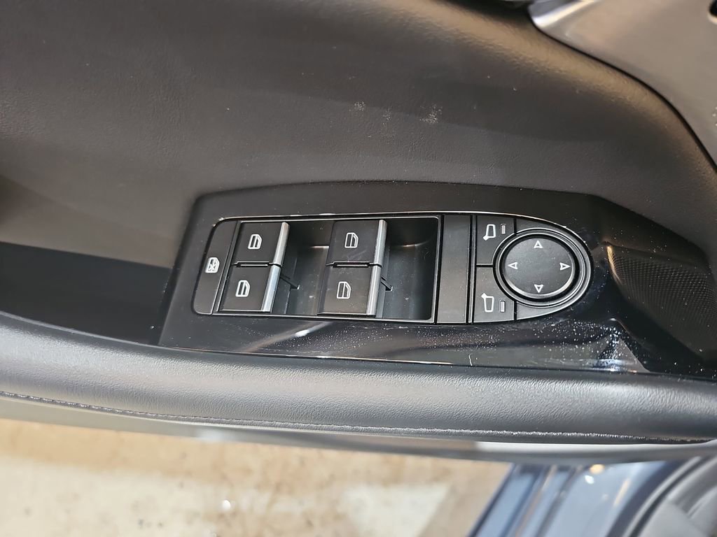 New 2026 MAZDA MAZDA3 2.5 Turbo Sedan w/Premium Plus image 29