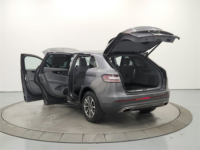 Used 2021 Lincoln Nautilus Reserve image 14