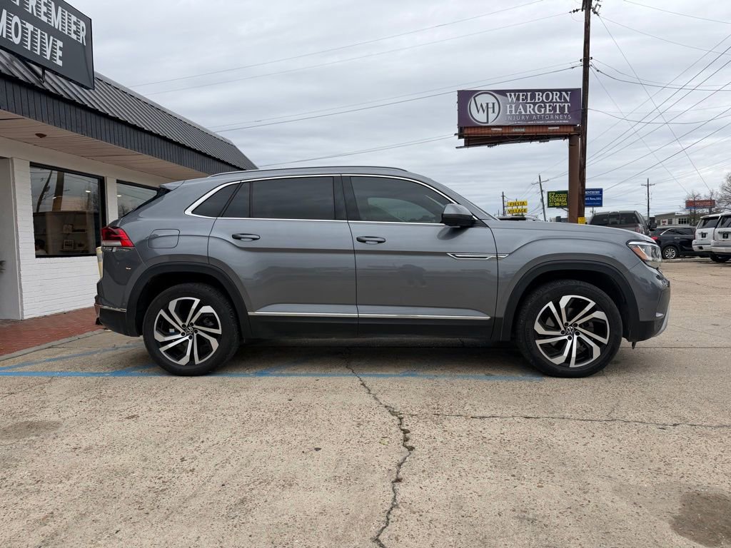 Used 2020 Volkswagen Atlas Cross Sport SEL Premium image 5