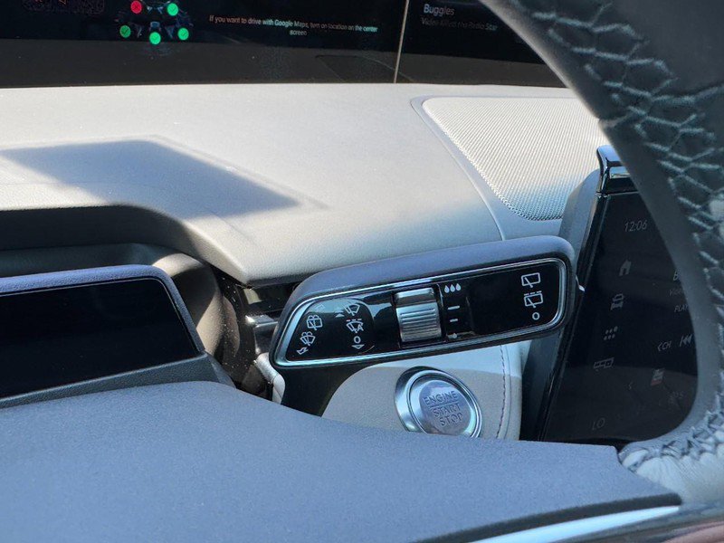 Certified 2024 Lincoln Nautilus Premier image 21