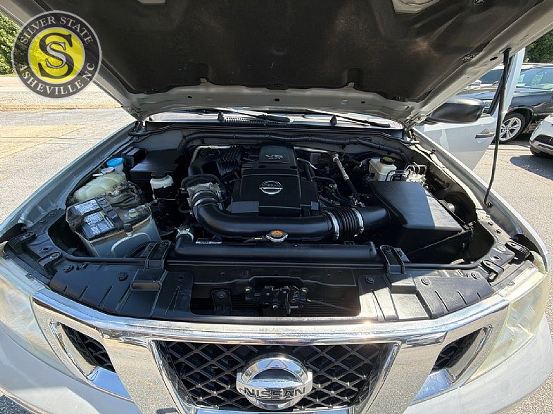 Used 2015 Nissan Frontier SV AWD/4WD image 29