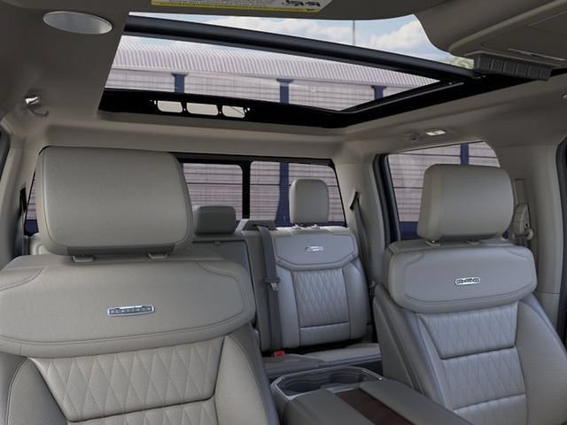 New 2026 Ford F250 Platinum w/ Platinum Plus Package AWD/4WD image 22