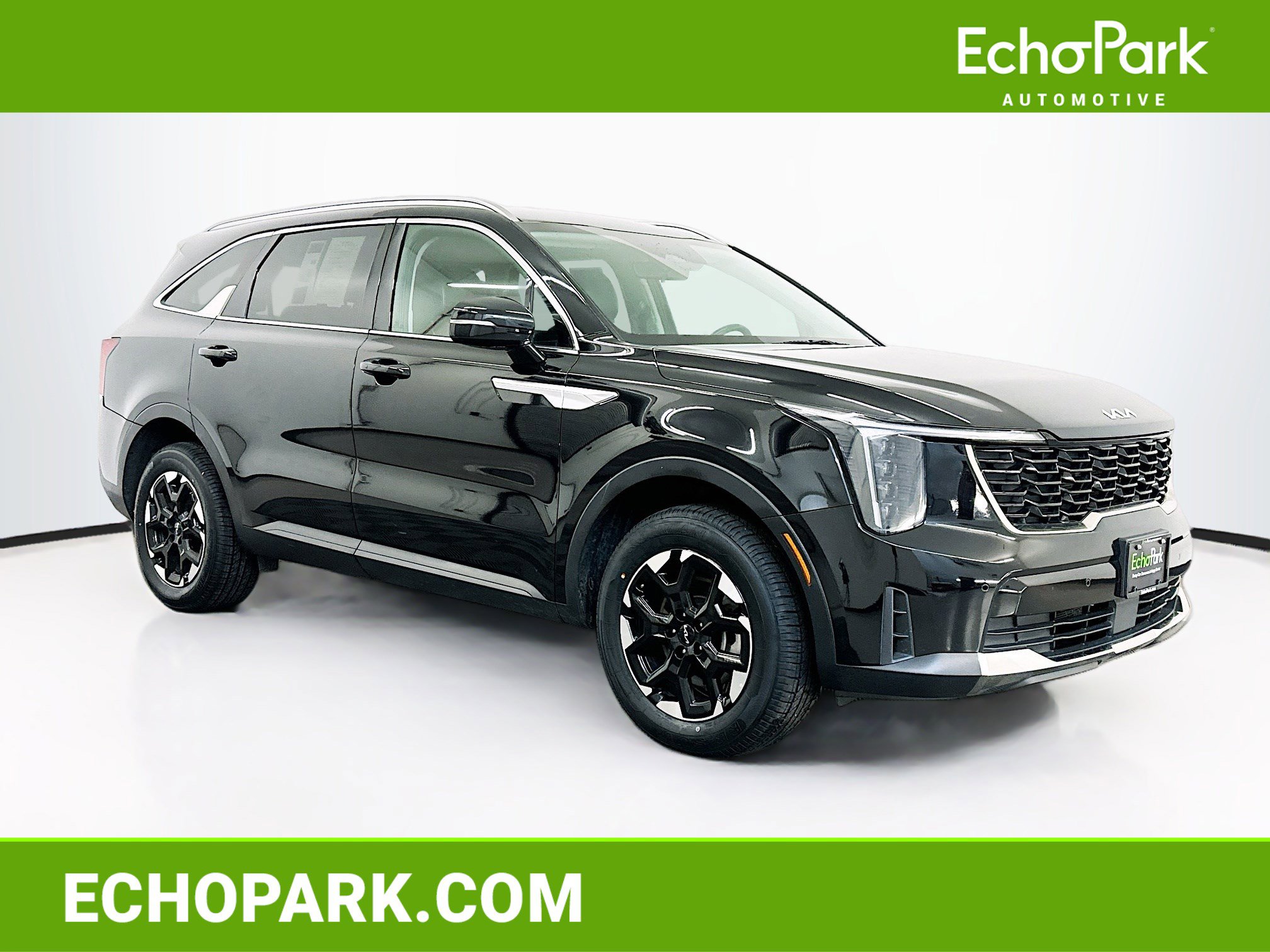 Used 2024 Kia Sorento S image 1