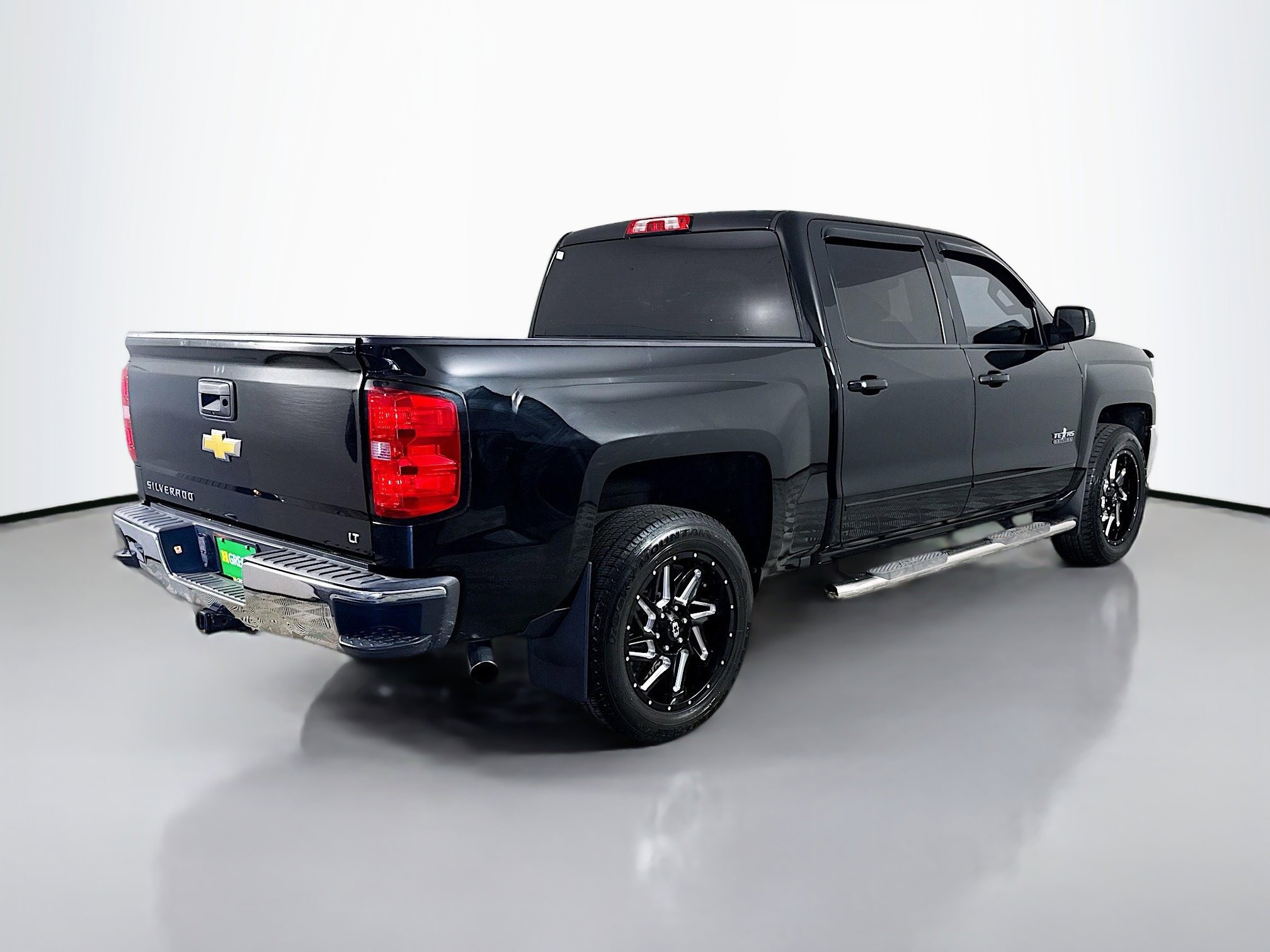 Used 2018 Chevrolet Silverado 1500 LT w/ Texas Edition RWD image 10