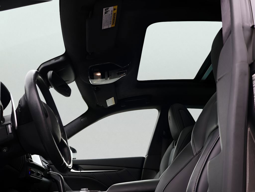 Used 2022 Maserati Levante Modena image 36