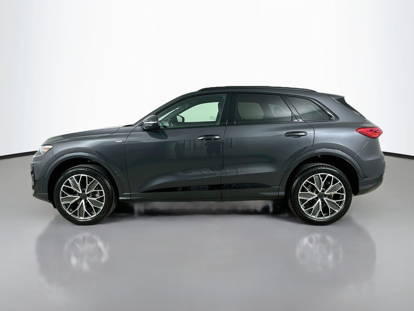 New 2026 Audi Q5 Premium Plus AWD/4WD image 8