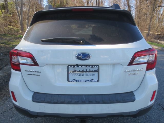 Used 2015 Subaru Outback 2.5i Premium AWD/4WD image 6