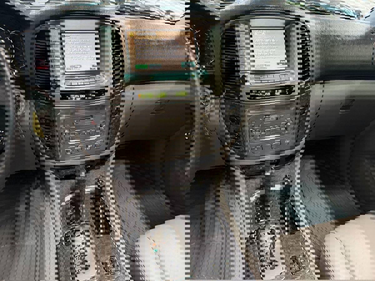 Used 2007 Toyota Land Cruiser image 20