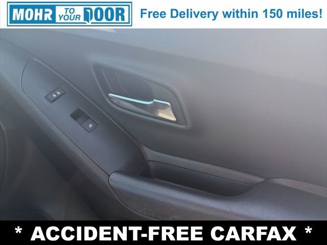 Used 2019 Chevrolet Trax LT w/ LT Convenience Package image 25