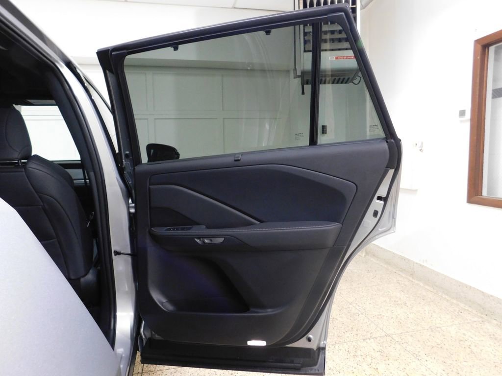 Used 2025 Lexus TX 500h AWD image 89