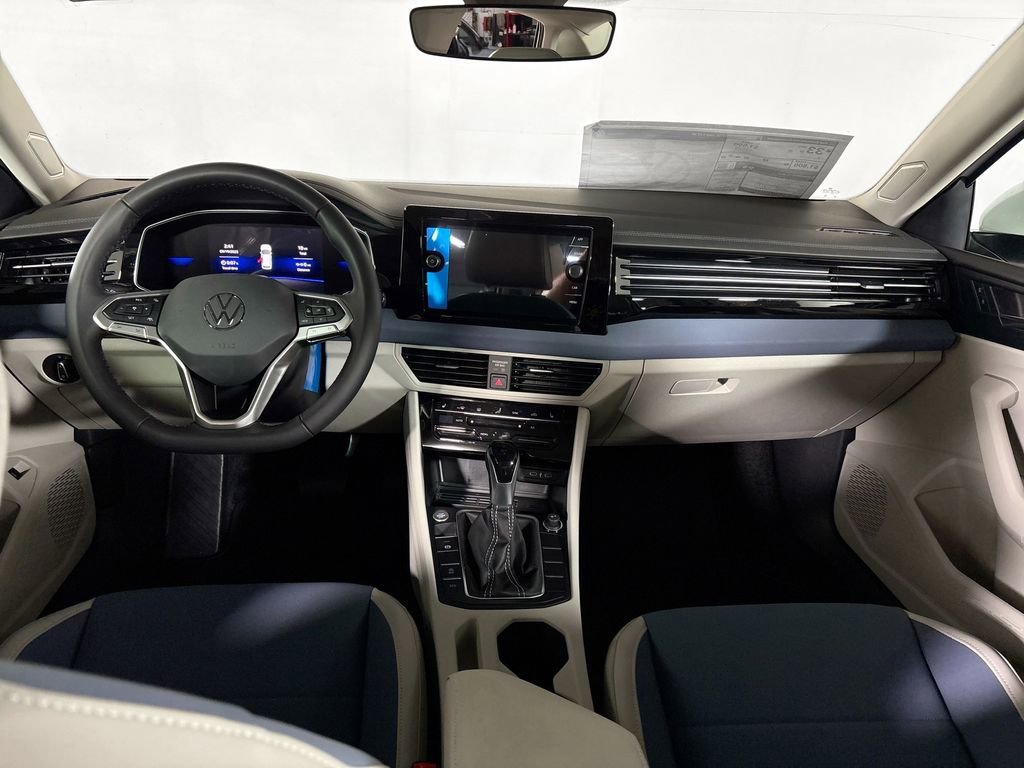 New 2025 Volkswagen Jetta SE image 12