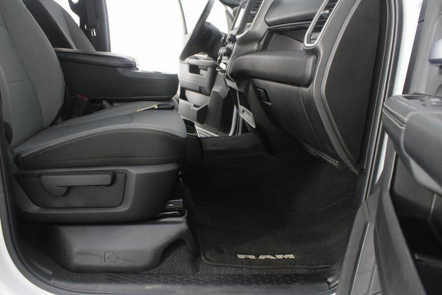 Used 2024 RAM 2500 Big Horn w/ Bed Utility Group image 19