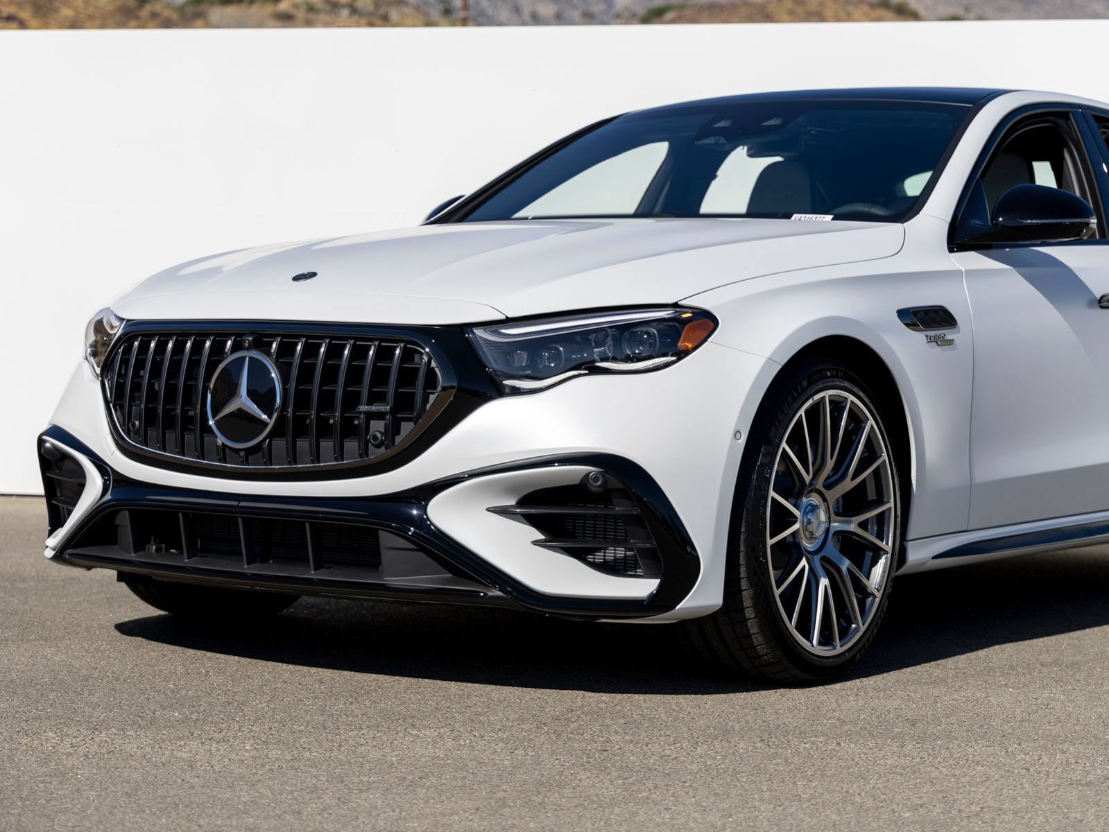 New 2027 Mercedes-Benz E 53 AMG e 4MATIC Sedan image 3