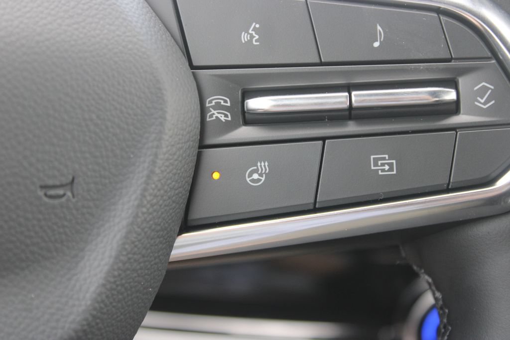 New 2027 Chevrolet Equinox LT w/ Convenience Package II FWD image 38