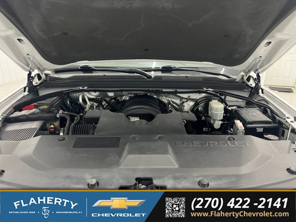 Used 2016 Chevrolet Suburban LT AWD/4WD image 16