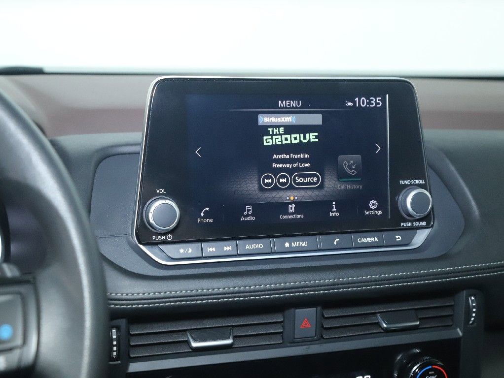 Used 2023 Nissan Rogue SV image 25