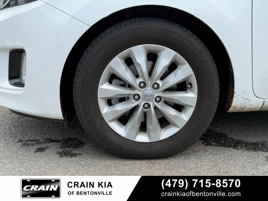 Used 2016 Kia Sedona EX FWD image 36