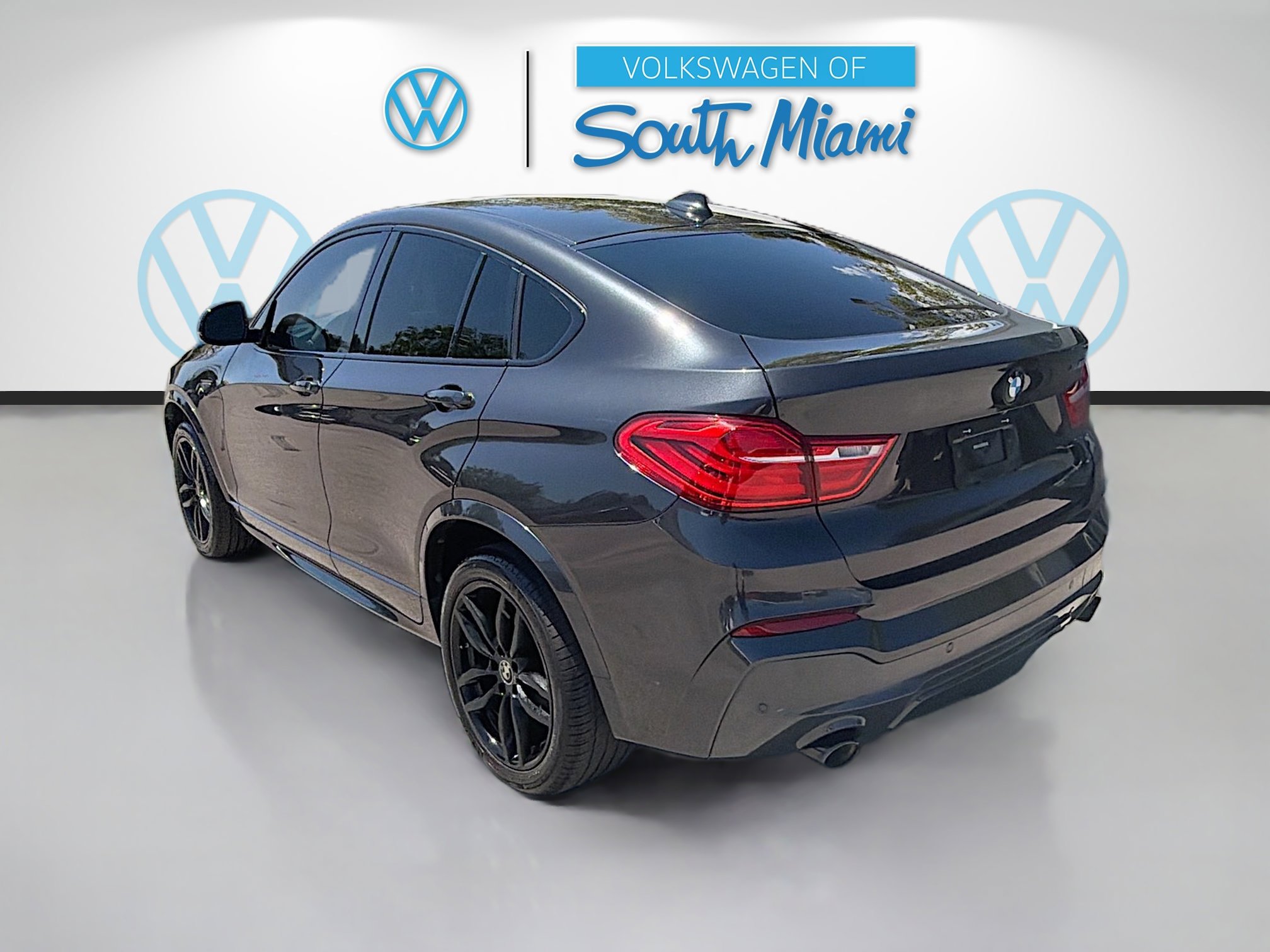 Used 2018 BMW X4 M40i image 5