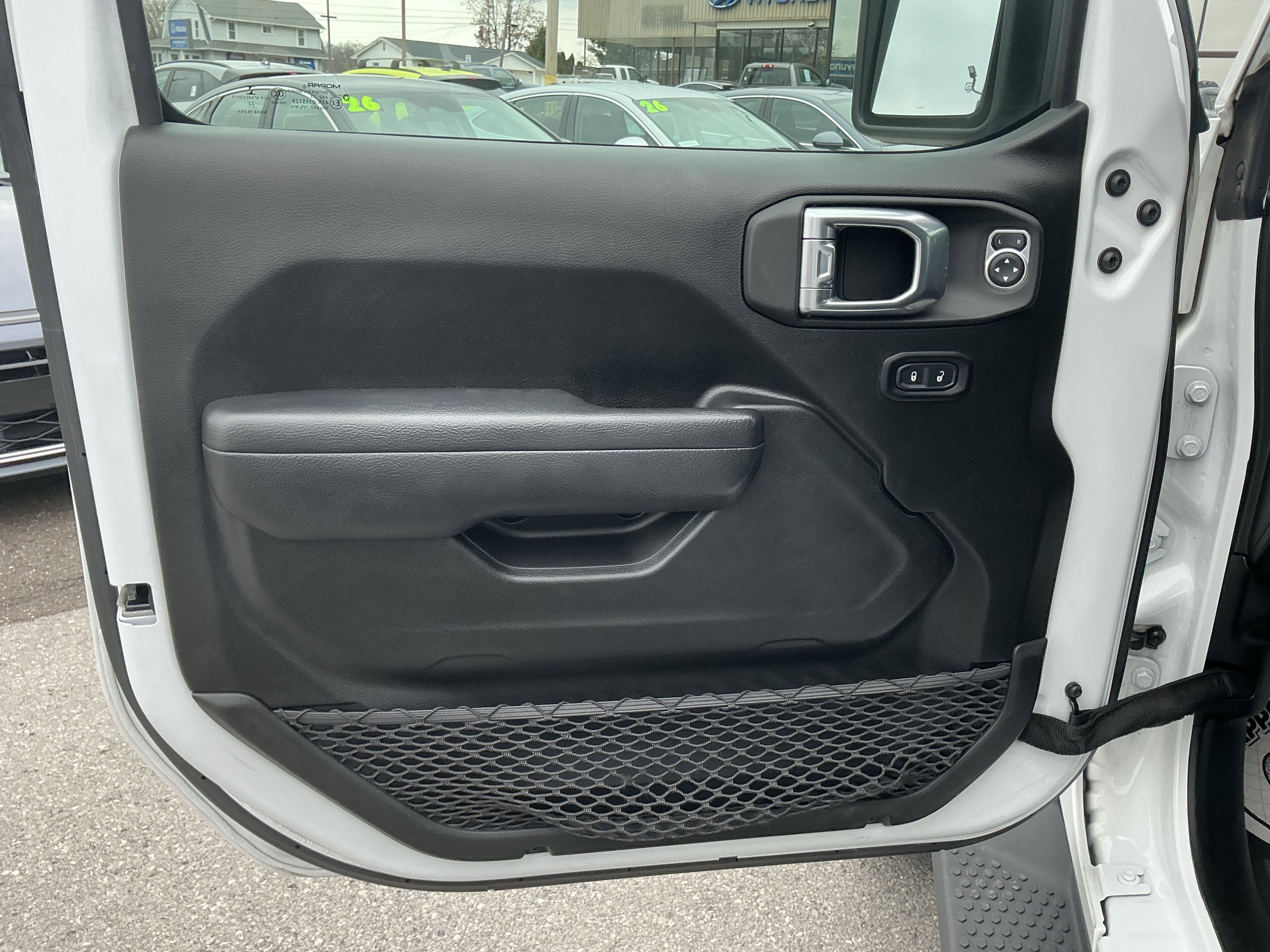 Used 2022 Jeep Wrangler Unlimited Sport w/ Sun And Sound Package image 16