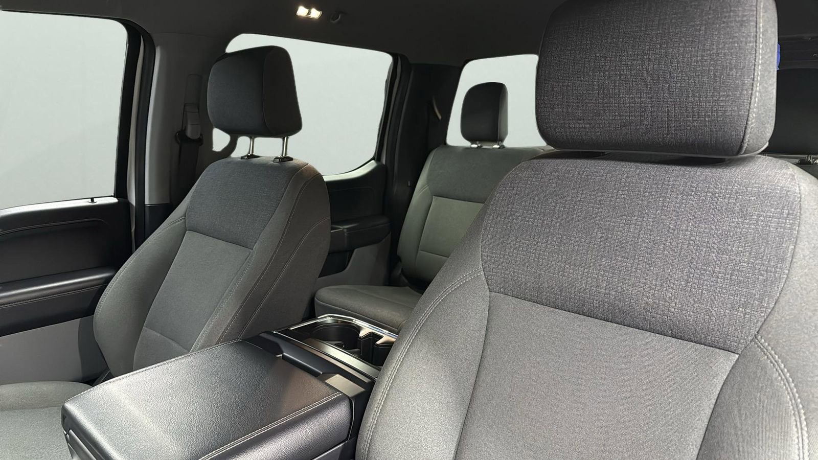 Used 2025 Ford F150 XLT w/ Equipment Group 301A Standard image 9