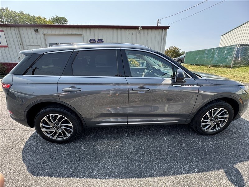 Used 2022 Lincoln Corsair AWD w/ Equipment Group 101A image 1