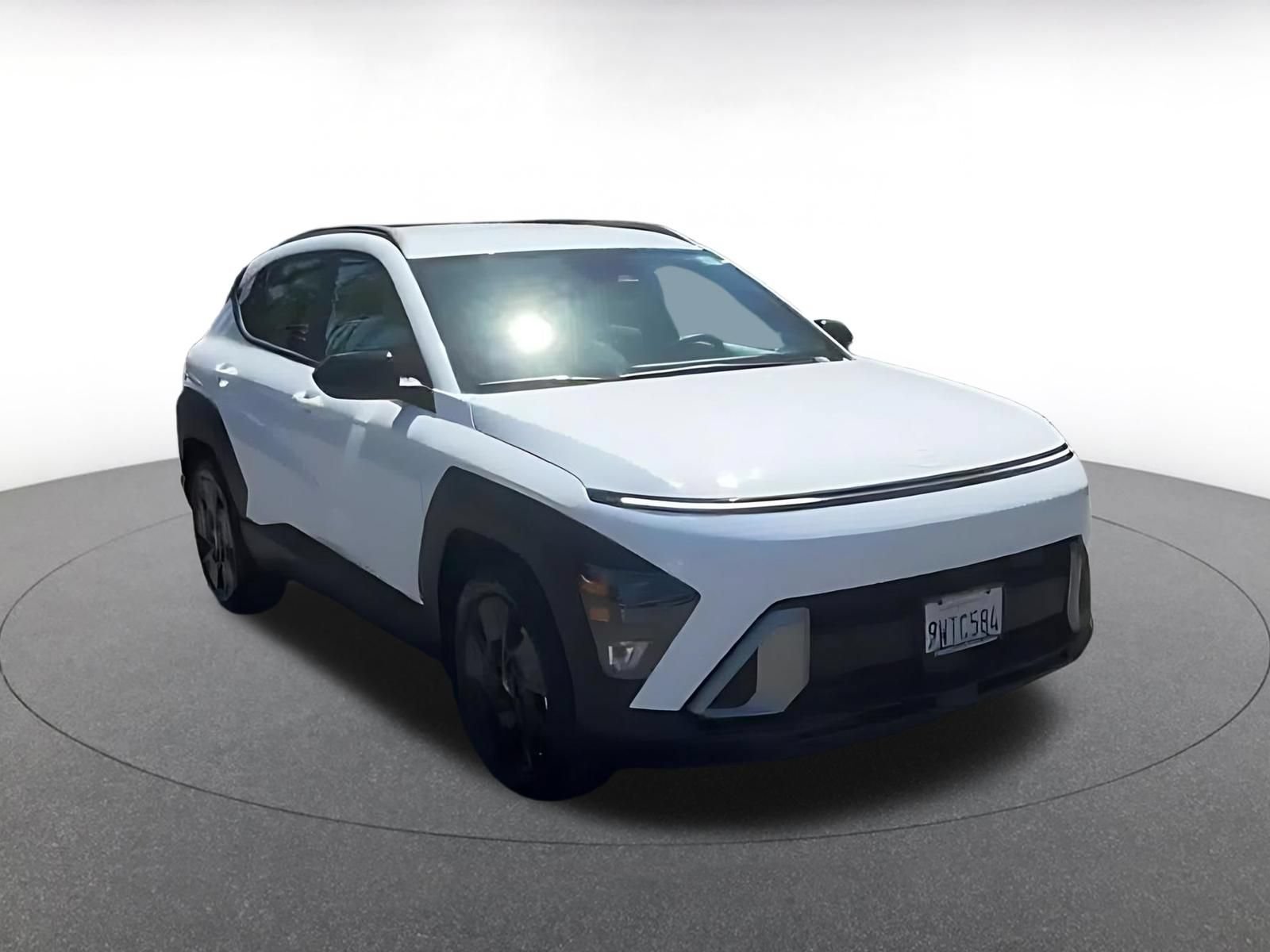 Used 2026 Hyundai Kona SEL Sport FWD image 3