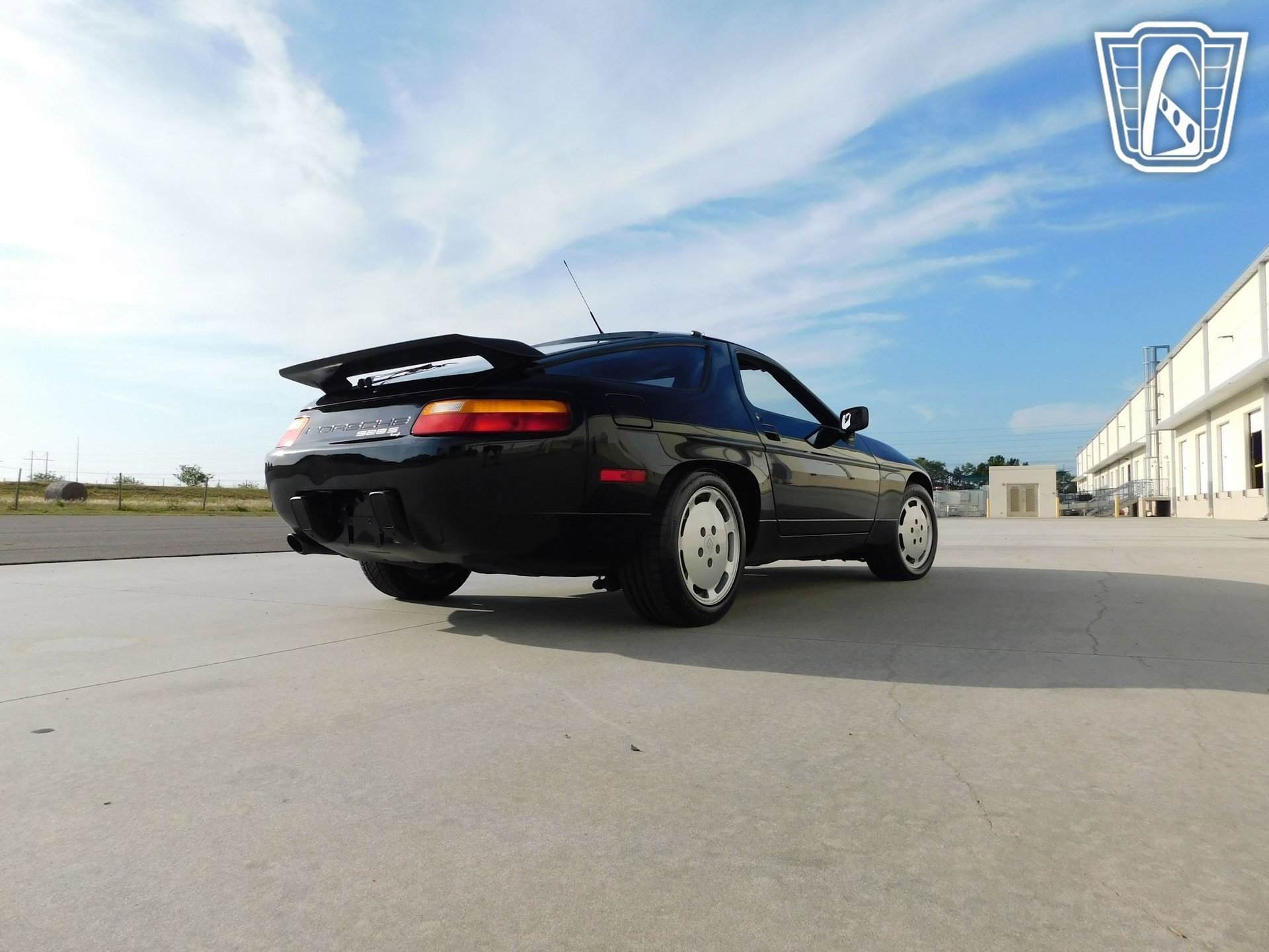 Used 1989 Porsche 928 S4 RWD image 18