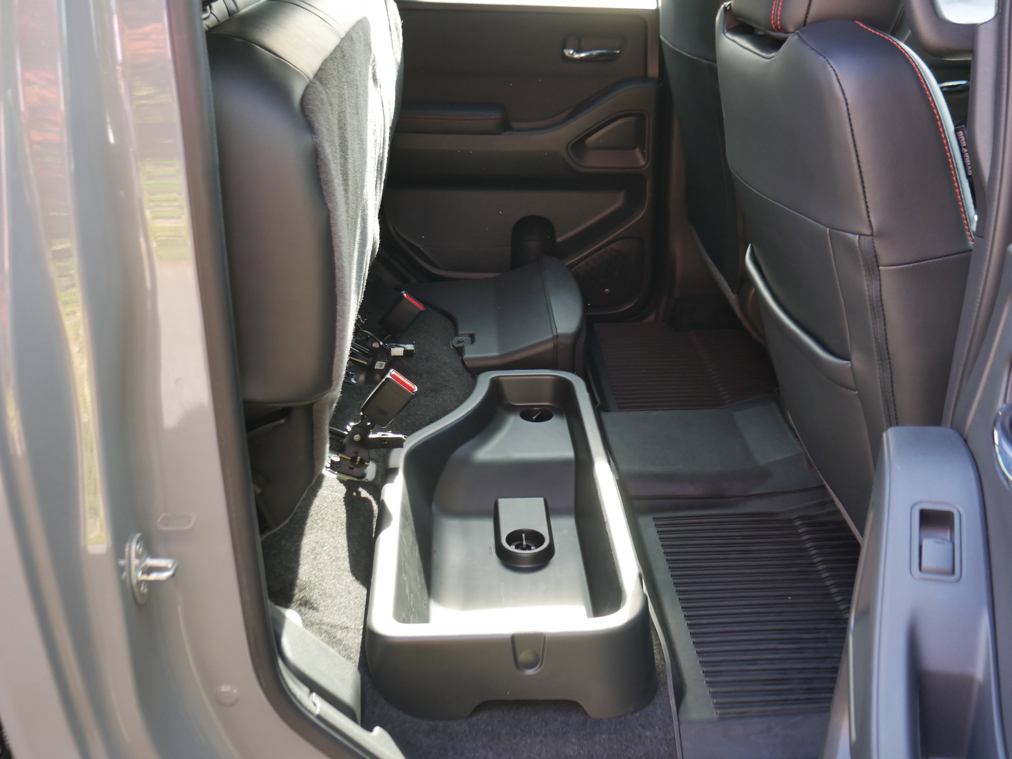 Certified 2023 Nissan Frontier PRO-4X w/ Pro-4X Premium Package image 32