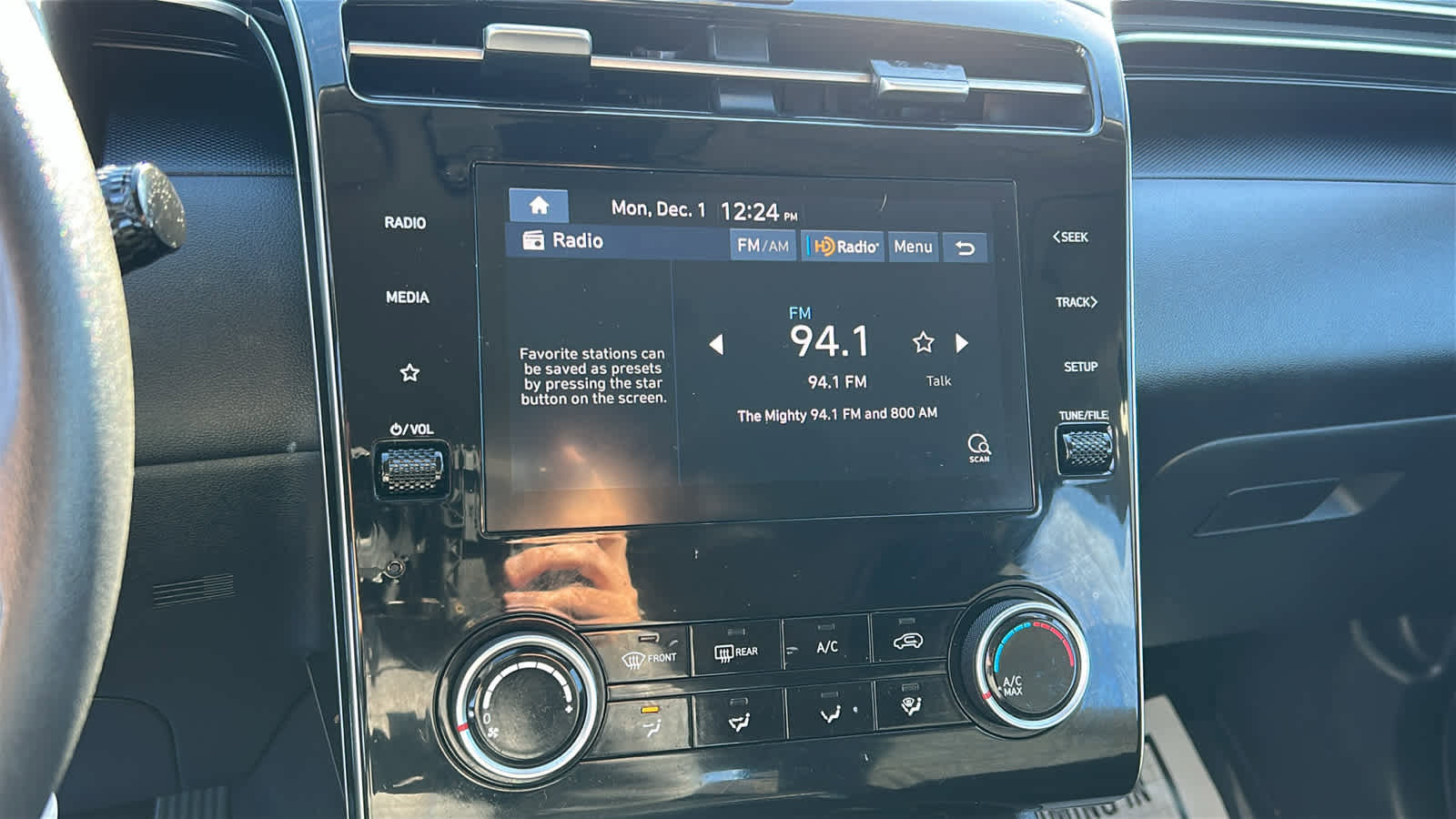 Used 2023 Hyundai Tucson SE image 13