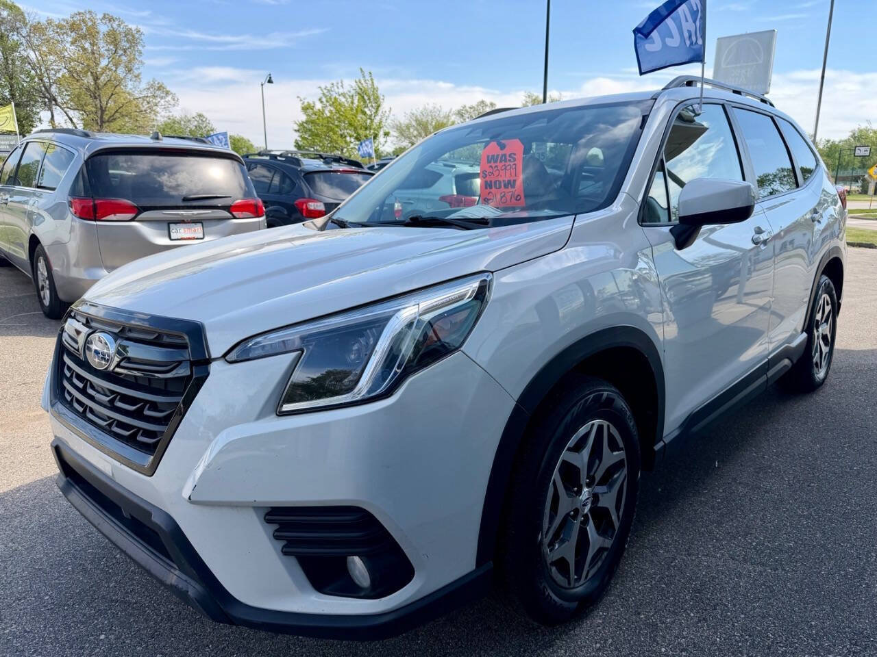 Used 2023 Subaru Forester Premium AWD/4WD image 6