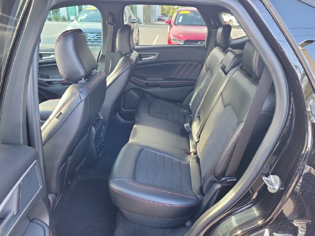 Used 2024 Ford Edge ST-Line AWD/4WD image 11