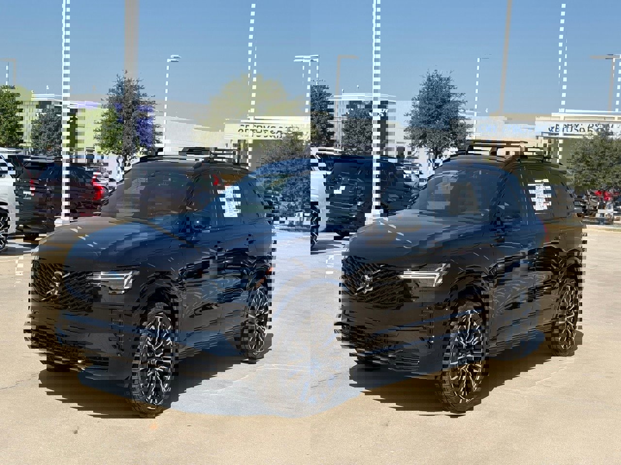 New 2026 Volvo XC90 B6 Ultra w/ Lounge Package image 3