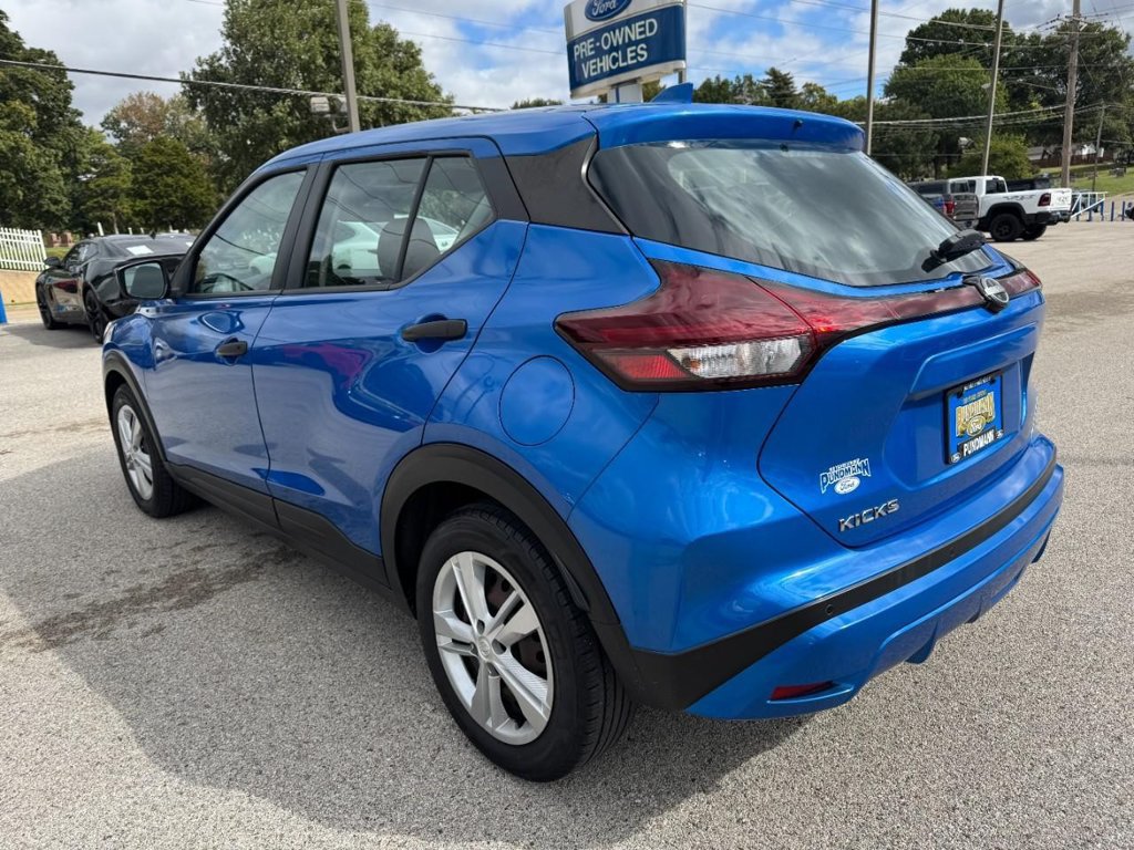 Used 2022 Nissan Kicks S FWD image 5