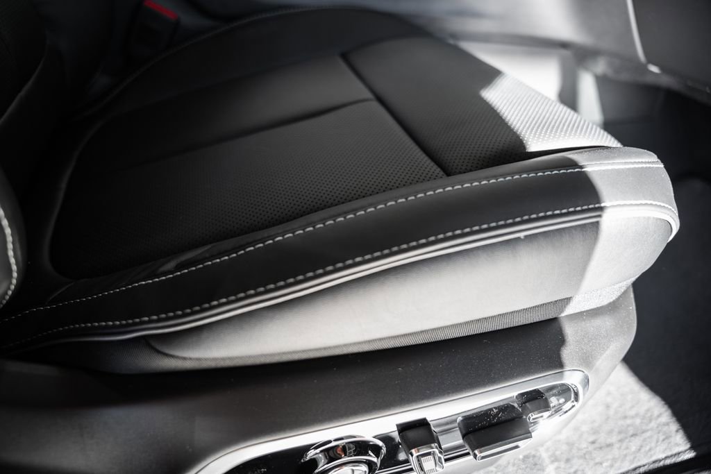 New 2025 Jeep Grand Cherokee Overland w/ Adv Protech Group III image 37