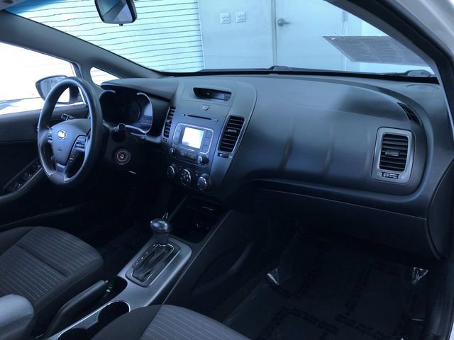 Used 2016 Kia Forte LX w/ LX Popular Plus Package image 22