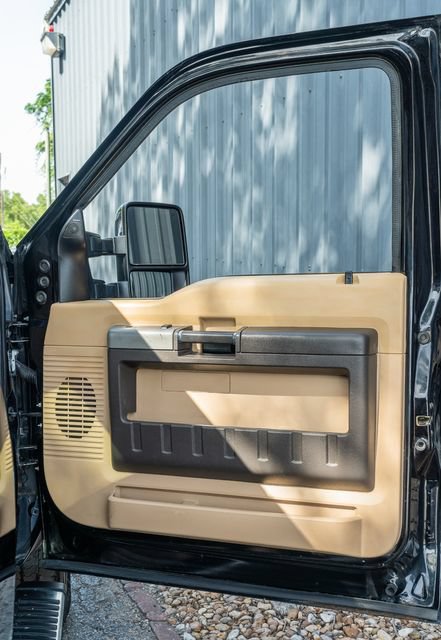 Used 2016 Ford F250 Lariat w/ Lariat Ultimate Package AWD/4WD image 43