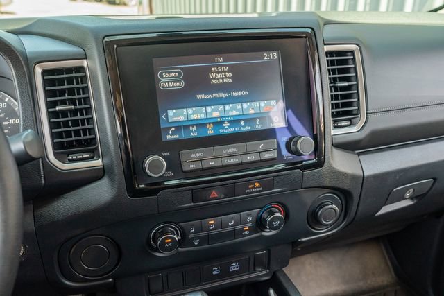 Used 2022 Nissan Frontier SV image 26