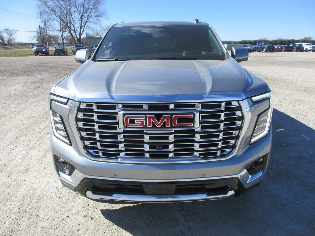 New 2026 GMC Yukon Denali w/ Sun & Power Step Package image 10