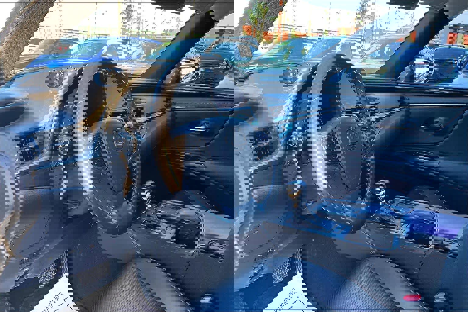 Used 2019 Lexus ES 350 w/ Accessory Package 2 image 17