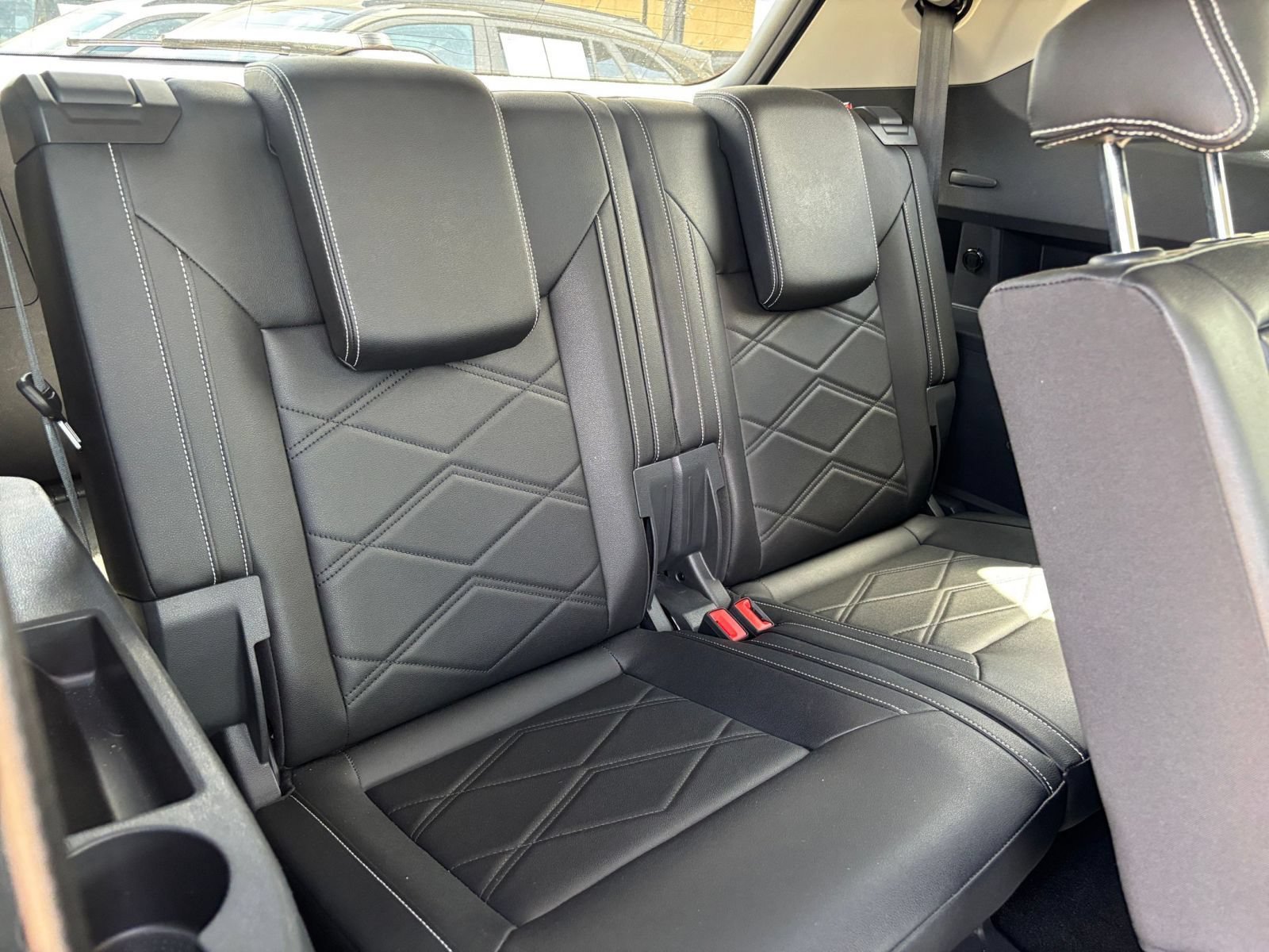 Used 2026 Volkswagen Atlas SE FWD image 27