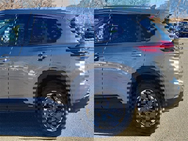 Certified 2024 Nissan Rogue SV image 6