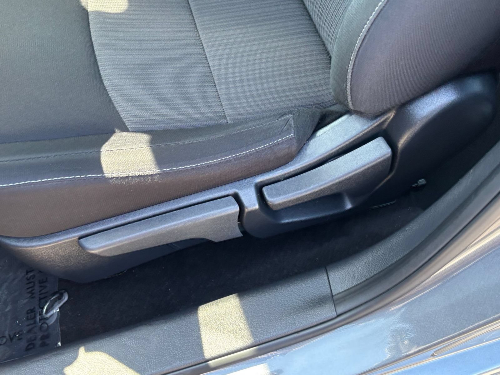 Used 2025 Nissan Sentra SV FWD image 21