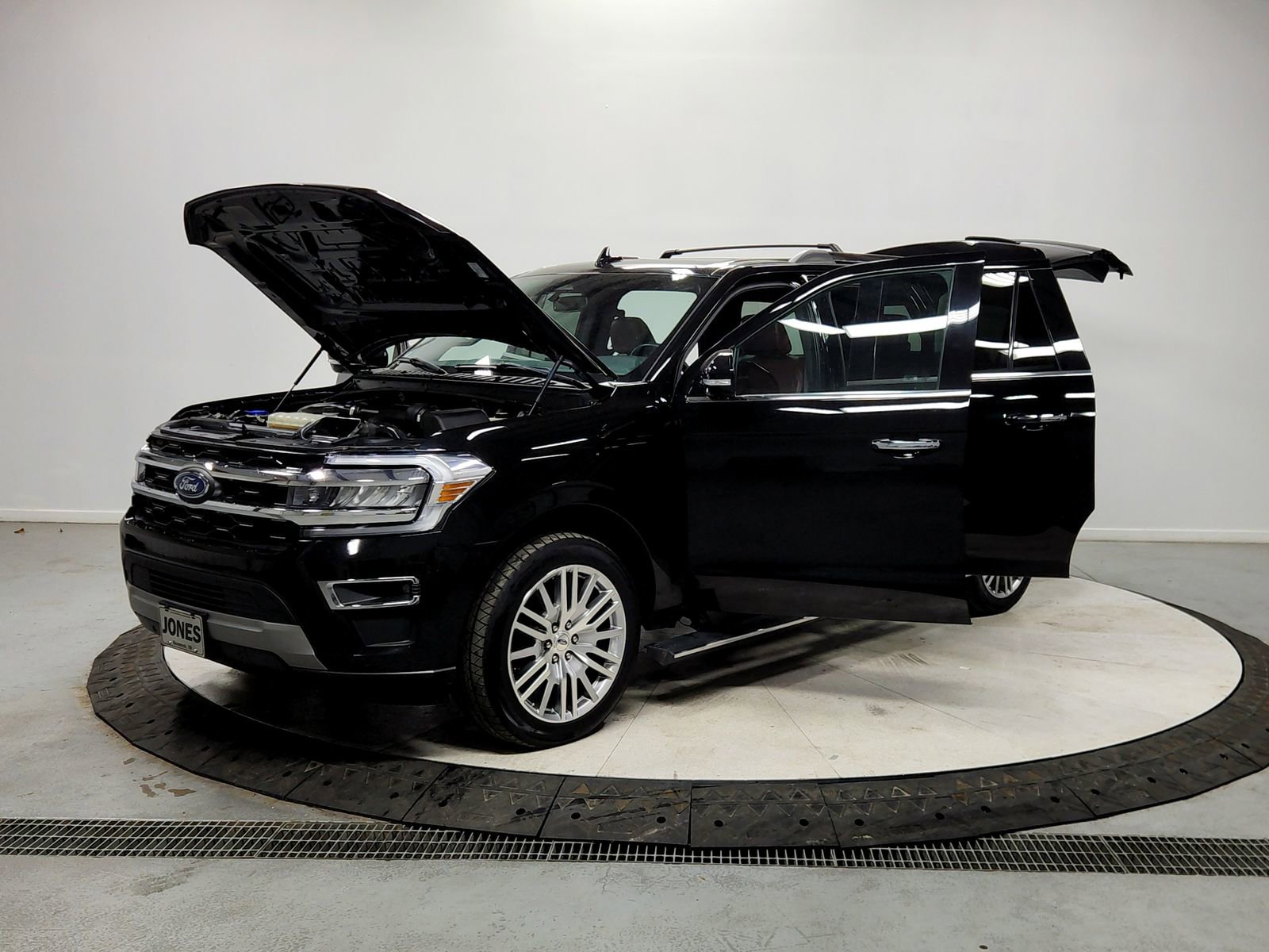 Used 2024 Ford Expedition Max Limited image 11
