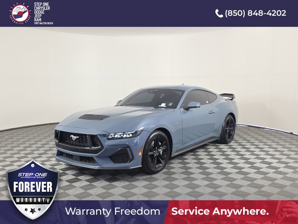 Used 2025 Ford Mustang GT image 1