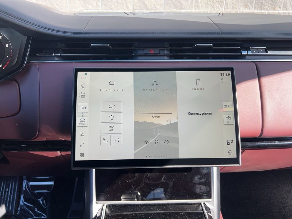 New 2025 Land Rover Range Rover Autobiography AWD/4WD image 22
