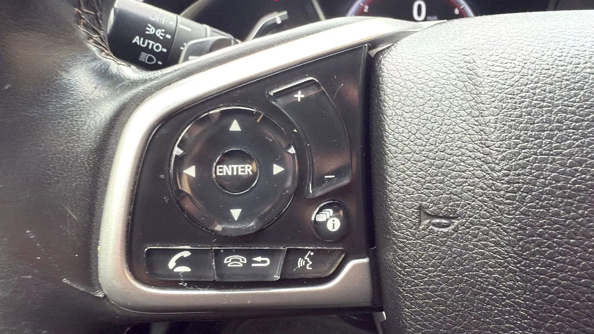 Used 2021 Honda Civic Sport image 12