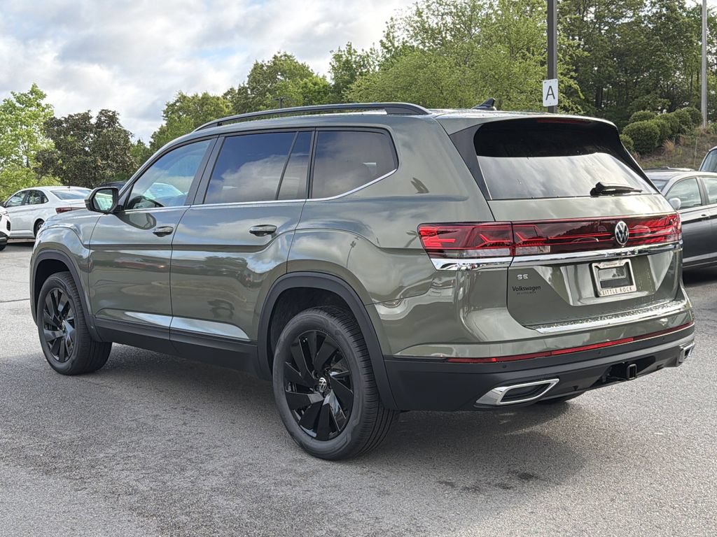 New 2026 Volkswagen Atlas SE FWD image 3
