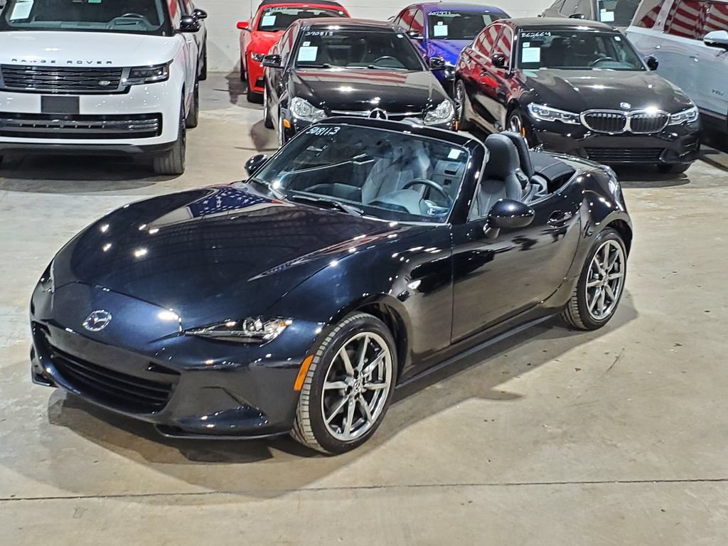 Used 2022 MAZDA MX-5 Miata Grand Touring w/ Weather Package RWD image 35