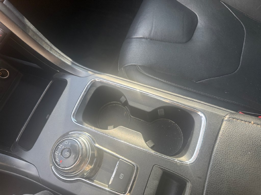 Used 2020 Ford Fusion Titanium AWD/4WD image 21