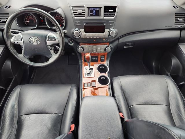 Used 2012 Toyota Highlander Limited w/ Tow Pkg AWD/4WD image 23
